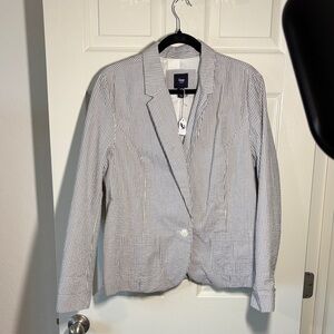 GAP Women's White & Navy Pinstripe Seersucker Blazer